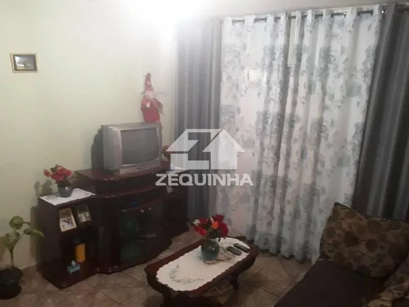 Casa, 4 quartos, 145 m² - Foto 2