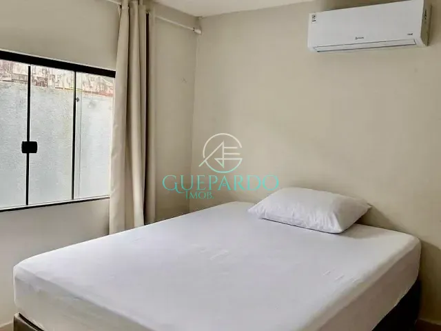 Casa com 130m² 2 quartos e 1 banheiro, à venda, no bairro Jardim Columbia D em Londrina
