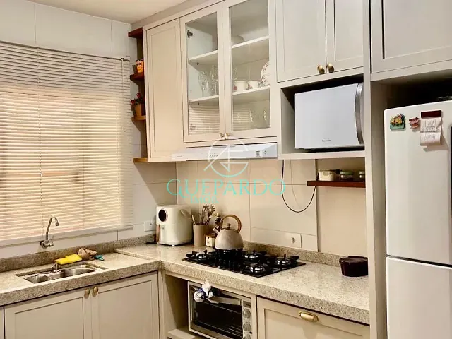 Casa com 130m² 2 quartos e 1 banheiro, à venda, no bairro Jardim Columbia D em Londrina