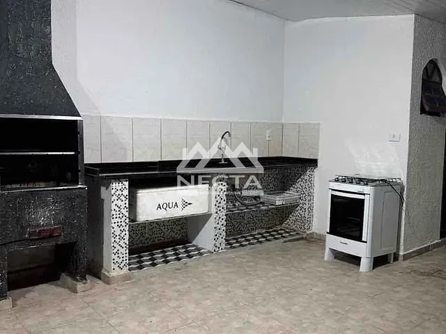 Casa com 358m² 2 quartos e 2 banheiros, à venda, no bairro Jardim Parnaso em Caraguatatuba