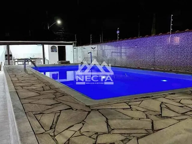Casa com 358m² 2 quartos e 2 banheiros, à venda, no bairro Jardim Parnaso em Caraguatatuba