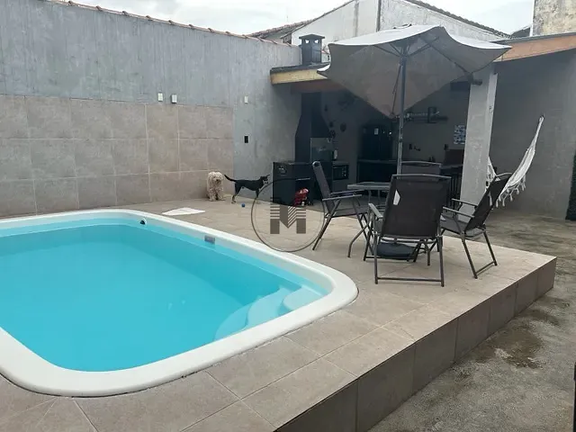 Casa 2 quartos e 3 banheiros, à venda, no bairro Parque do Sol em Guaratinguetá