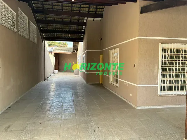 Casa com 312m² 3 quartos e 1 banheiro, à venda, no bairro Bosque dos Eucaliptos em São José dos Campos