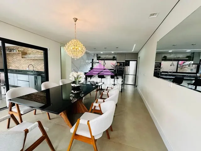 Casa com 540m² 4 quartos e 5 banheiros, à venda, no bairro Caçapava em Caçapava
