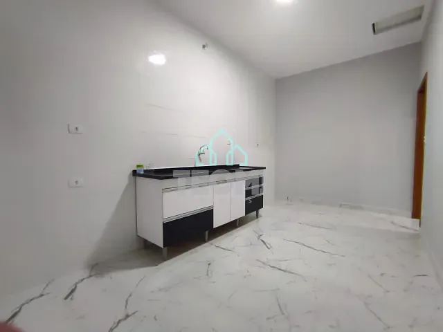 Casa 2 quartos e 1 banheiro, à venda, no bairro Jardim Gurilândia em Taubaté