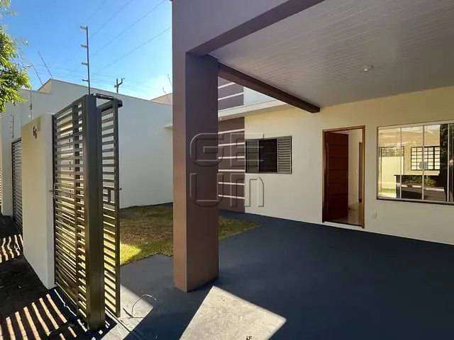 Casa com 145m² 3 quartos e 2 banheiros, à venda, no bairro Colúmbia em Londrina