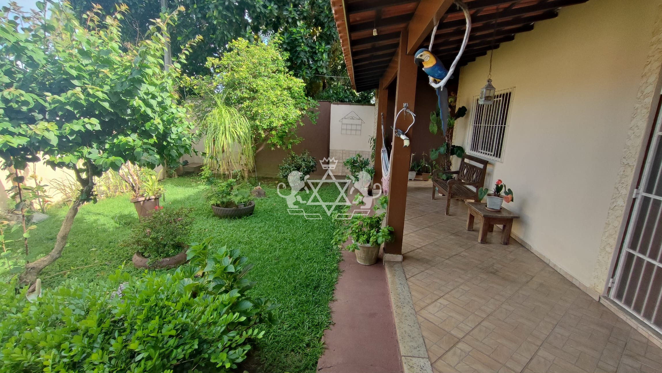 Casa à venda com 2 quartos, 180m² - Foto 42
