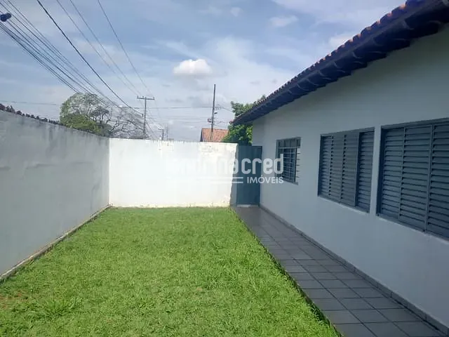 Casa com 379m² 3 quartos e 2 banheiros, à venda, no bairro Jardim Ideal em Londrina