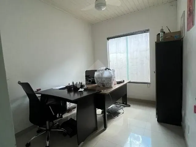 Casa com 178m² 3 quartos e 1 banheiro, à venda, no bairro Vila Noêmia em Mauá