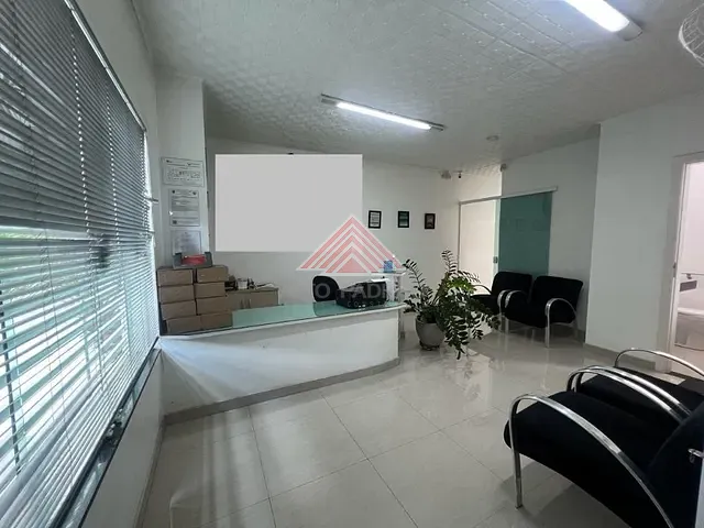 Casa com 178m² 3 quartos e 1 banheiro, à venda, no bairro Vila Noêmia em Mauá