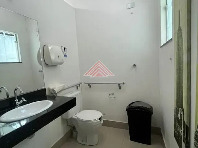 Casa com 178m² 3 quartos e 1 banheiro, à venda, no bairro Vila Noêmia em Mauá