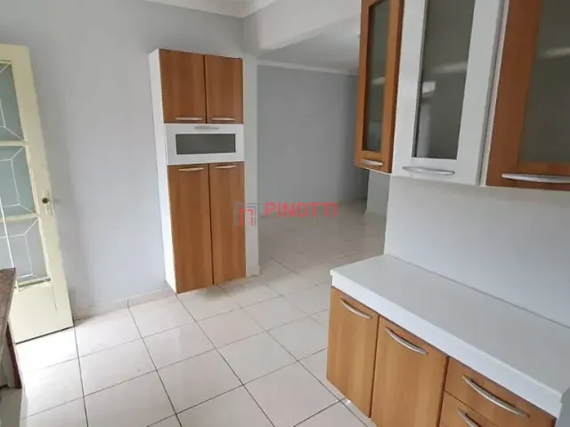 Casa 2 quartos e 2 banheiros, à venda, no bairro Vila Caminho do Mar em São Bernardo do Campo