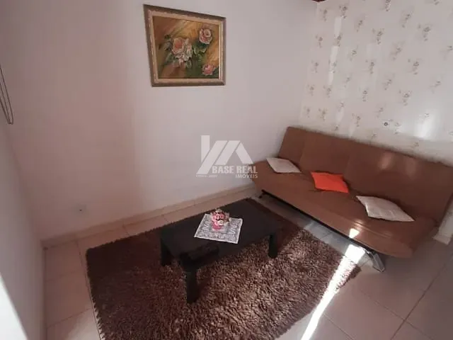 Casa com 158m² 5 quartos e 2 banheiros, à venda, no bairro Jardim Carvalho em Ponta Grossa