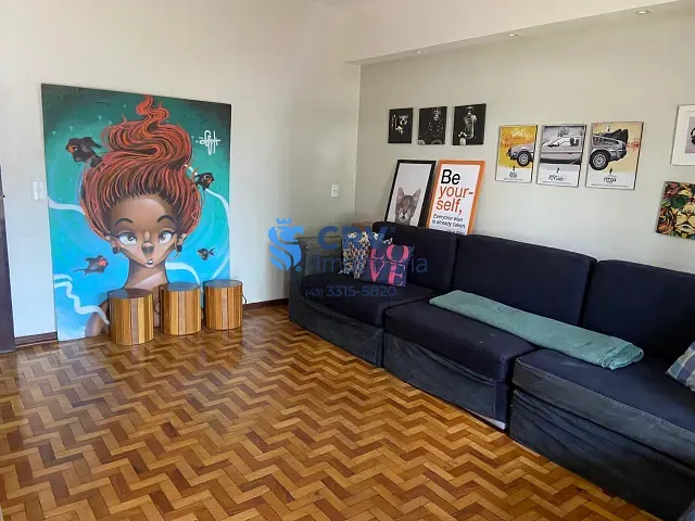 Casa com 561m² 10 quartos e 12 banheiros, à venda, no bairro Bancários em Londrina