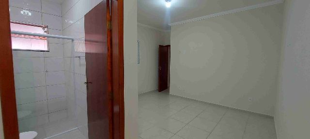 Casa com 208m² 3 quartos e 3 banheiros, à venda, no bairro Residencial Parque das Palmeiras em Pindamonhangaba