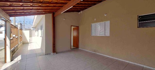 Casa com 208m² 3 quartos e 3 banheiros, à venda, no bairro Residencial Parque das Palmeiras em Pindamonhangaba