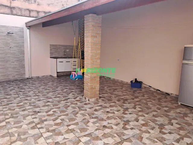Casa com 157m² 2 quartos e 1 banheiro, à venda, no bairro Conjunto Residencial Trinta e Um de Março em São José dos Campos
