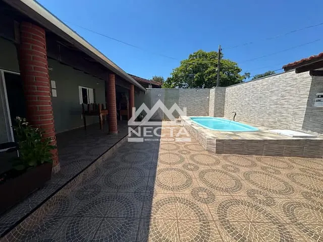Casa com 252m² 3 quartos e 2 banheiros, à venda, no bairro Sumaré em Caraguatatuba