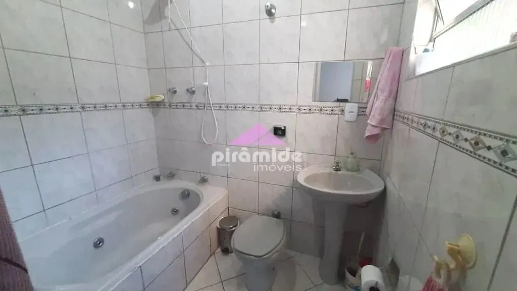 Casa, 4 quartos, 200 m² - Foto 11