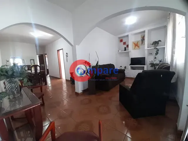 Casa com 174m² 2 quartos e 1 banheiro, à venda, no bairro Jardim Santa Francisca em Guarulhos