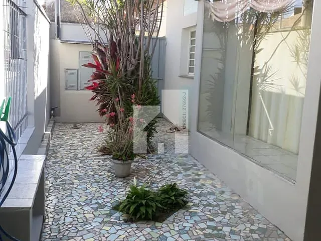 Casa com 300m² 5 quartos e 4 banheiros, à venda, no bairro Vila Arens II em Jundiaí