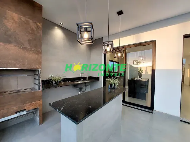 Casa com 250m² 3 quartos e 4 banheiros, à venda, no bairro Jardim das Flores em São José dos Campos