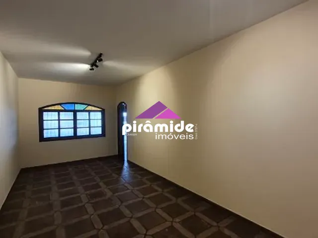 Casa com 197m² 3 quartos e 2 banheiros, à venda, no bairro Jardim Estoril em São José dos Campos