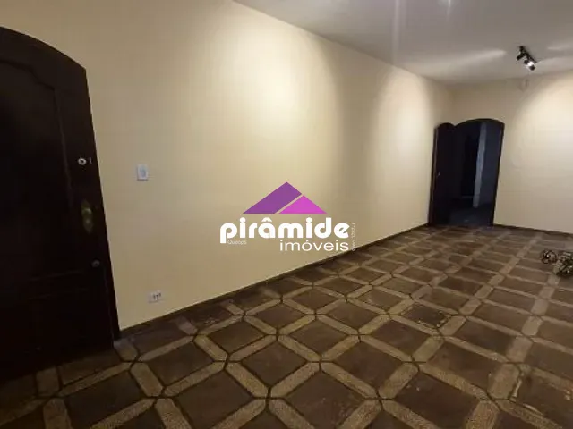 Casa com 197m² 3 quartos e 2 banheiros, à venda, no bairro Jardim Estoril em São José dos Campos