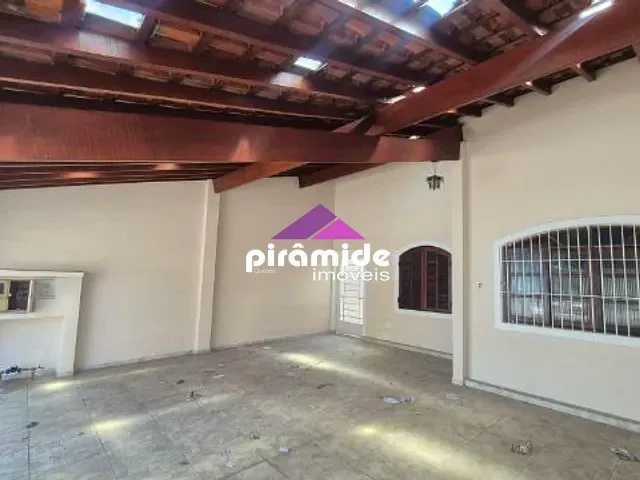 Casa com 197m² 3 quartos e 2 banheiros, à venda, no bairro Jardim Estoril em São José dos Campos
