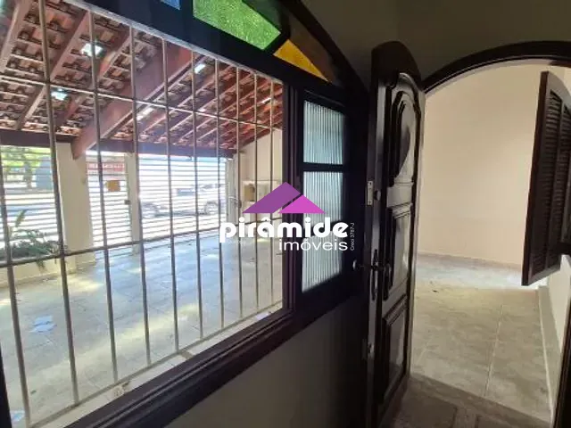 Casa com 197m² 3 quartos e 2 banheiros, à venda, no bairro Jardim Estoril em São José dos Campos
