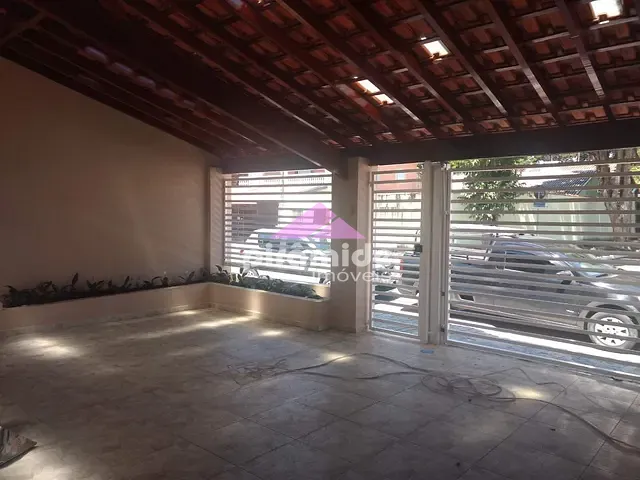 Casa com 197m² 3 quartos e 2 banheiros, à venda, no bairro Jardim Estoril em São José dos Campos