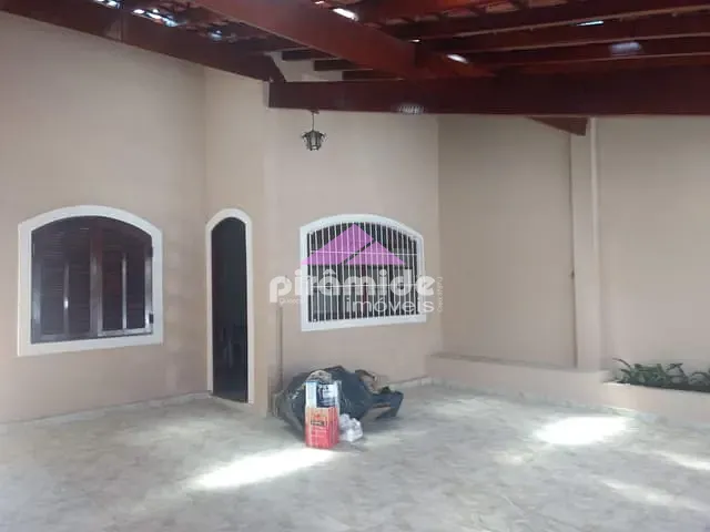Casa com 197m² 3 quartos e 2 banheiros, à venda, no bairro Jardim Estoril em São José dos Campos
