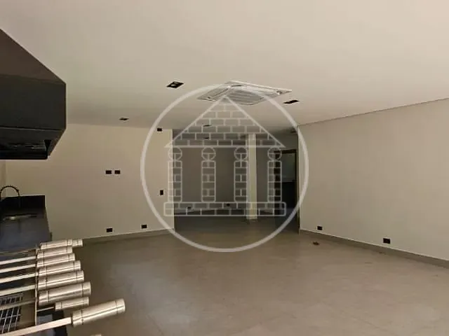 Casa com 920m² 4 quartos e 5 banheiros, à venda, no bairro Fazenda da Ilha em Embu-Guaçu