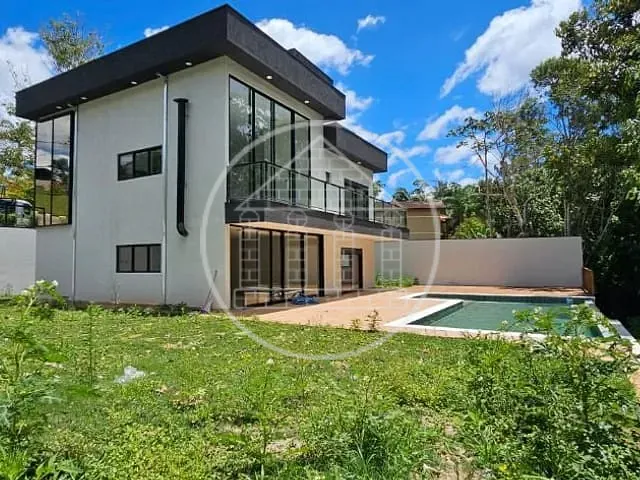 Casa com 920m² 4 quartos e 5 banheiros, à venda, no bairro Fazenda da Ilha em Embu-Guaçu