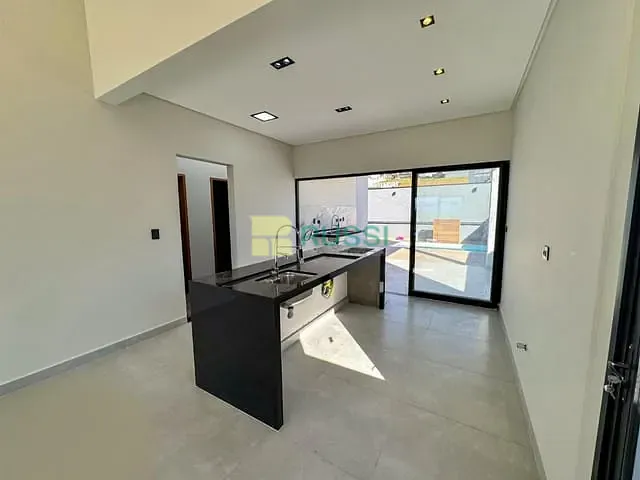 Casa 3 quartos e 3 banheiros, à venda, no bairro Caçapava Velha em Caçapava