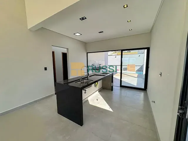 Casa 3 quartos e 3 banheiros, à venda, no bairro Caçapava Velha em Caçapava