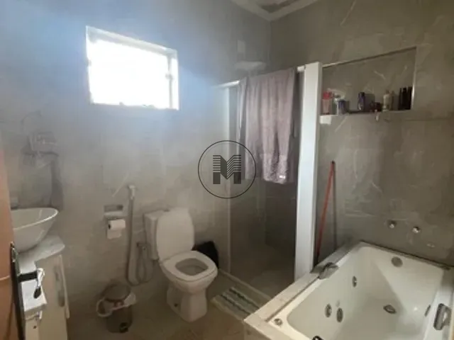 Casa com 305m² 6 quartos e 4 banheiros, à venda, no bairro Jardim Santo Afonso em Aparecida