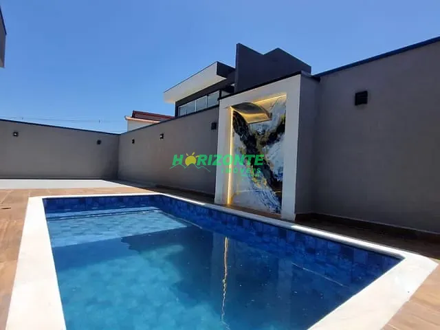 Casa 3 quartos e 4 banheiros, à venda, no bairro Caçapava Velha em Caçapava