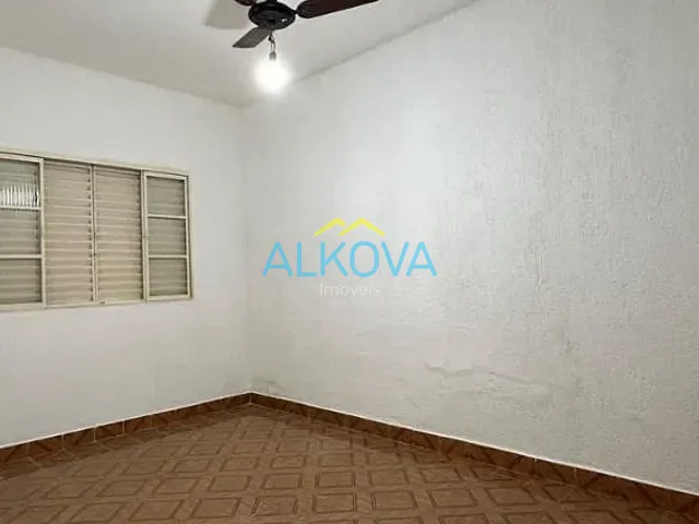 Casa com 150m² 2 quartos e 1 banheiro, à venda, no bairro Cidade Morumbi em São José dos Campos