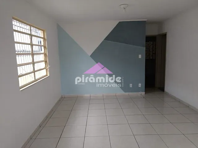 Casa com 263m² 3 quartos e 1 banheiro, para alugar, no bairro Jardim Satélite em São José dos Campos