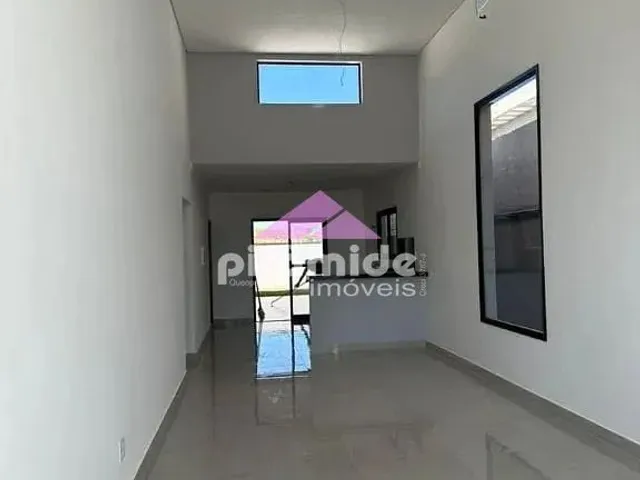 Casa com 300m² 3 quartos e 2 banheiros, à venda, no bairro Residencial Colinas em Caçapava