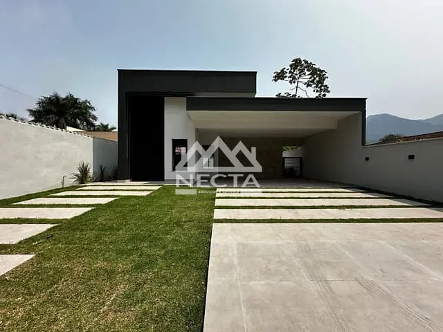 Casa com 384m² 3 quartos e 4 banheiros, à venda, no bairro Tabatinga em Caraguatatuba