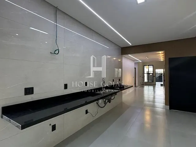 Casa com 234m² 3 quartos e 3 banheiros, à venda, no bairro Setor Faiçalville em Goiânia
