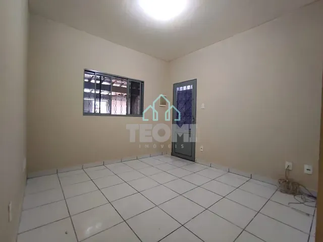 Casa 2 quartos e 2 banheiros, à venda ou para alugar, no bairro Residencial San Marino em Taubaté