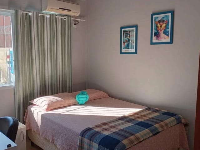 Casa com 300m² 3 quartos e 4 banheiros, à venda, no bairro Laranjal em Pelotas