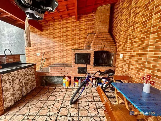 Casa 3 quartos e 3 banheiros, à venda, no bairro Centro em Bertioga