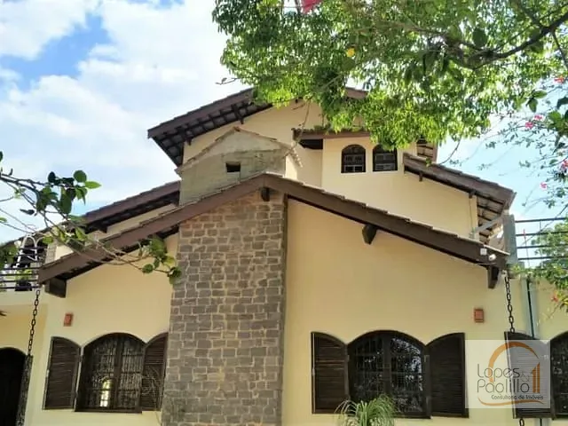 Casa com 510m² 5 quartos e 6 banheiros, à venda, no bairro Retiro das Fontes em Atibaia