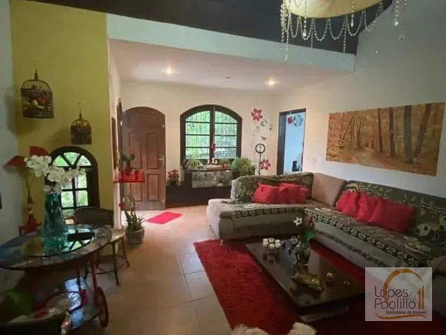 Casa com 510m² 5 quartos e 6 banheiros, à venda, no bairro Retiro das Fontes em Atibaia