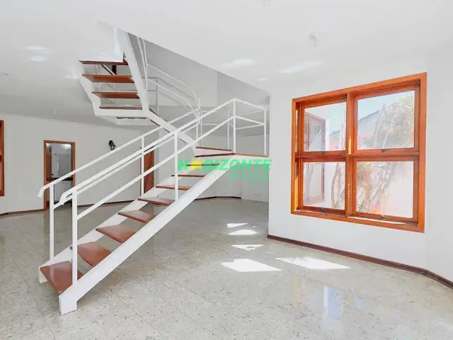 Casa 4 quartos e 6 banheiros, à venda, no bairro Urbanova em São José dos Campos