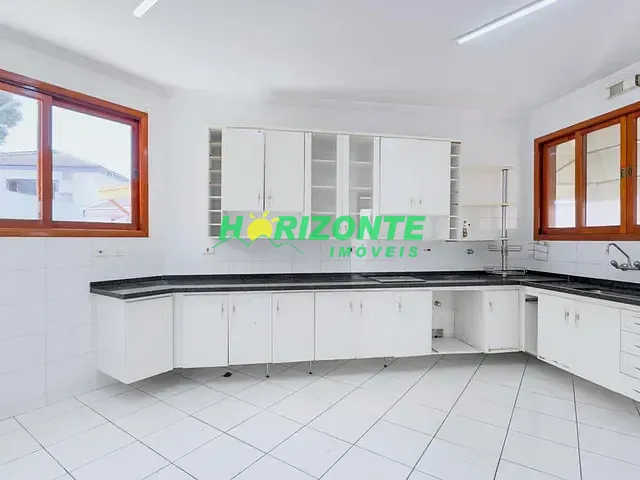 Casa 4 quartos e 6 banheiros, à venda, no bairro Urbanova em São José dos Campos